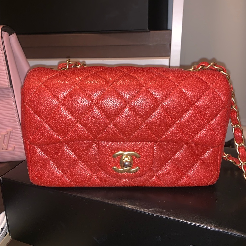 ❌SOLD❌Chanel mini caviar 8in